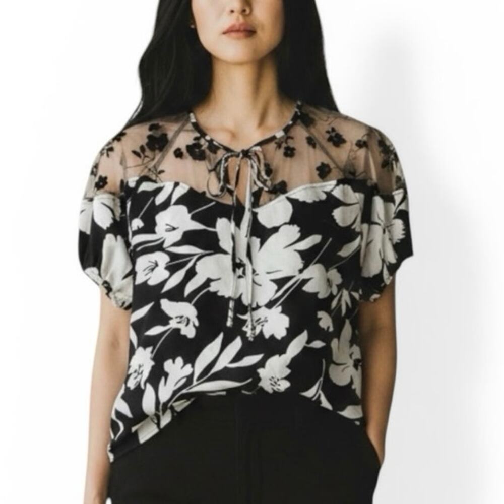 Simple Favor Sz M Black White Floral Sheer Shoulders Top Versatile | EUC